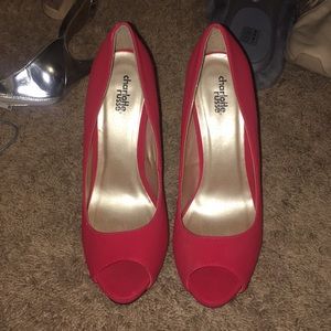 Red heel shoe